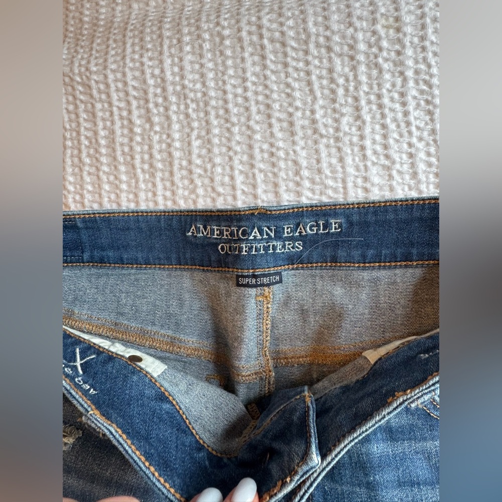AE High Rise Jean Short - Picture 4 of 6
